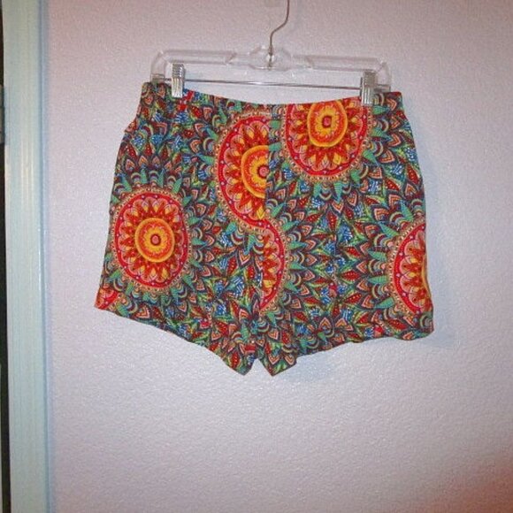 NWT Mod Retro Sunburst Paisley Shorts Size L Pull On Pockets High Rise Stretch - Picture 4 of 5